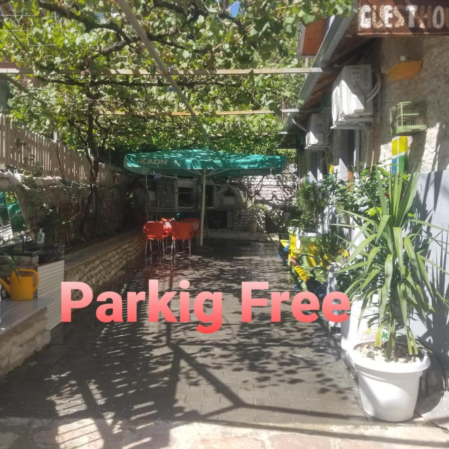 Aria Guesthouse Gjirokastër Exterior foto