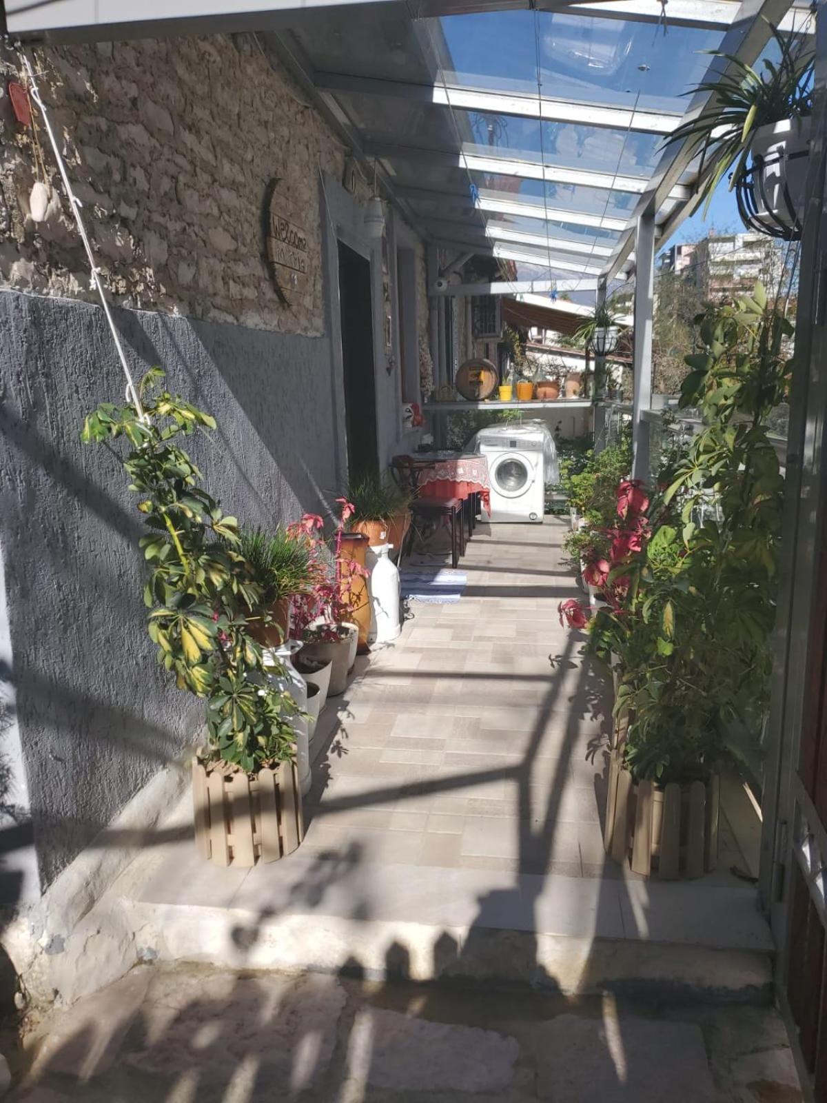 Aria Guesthouse Gjirokastër Exterior foto