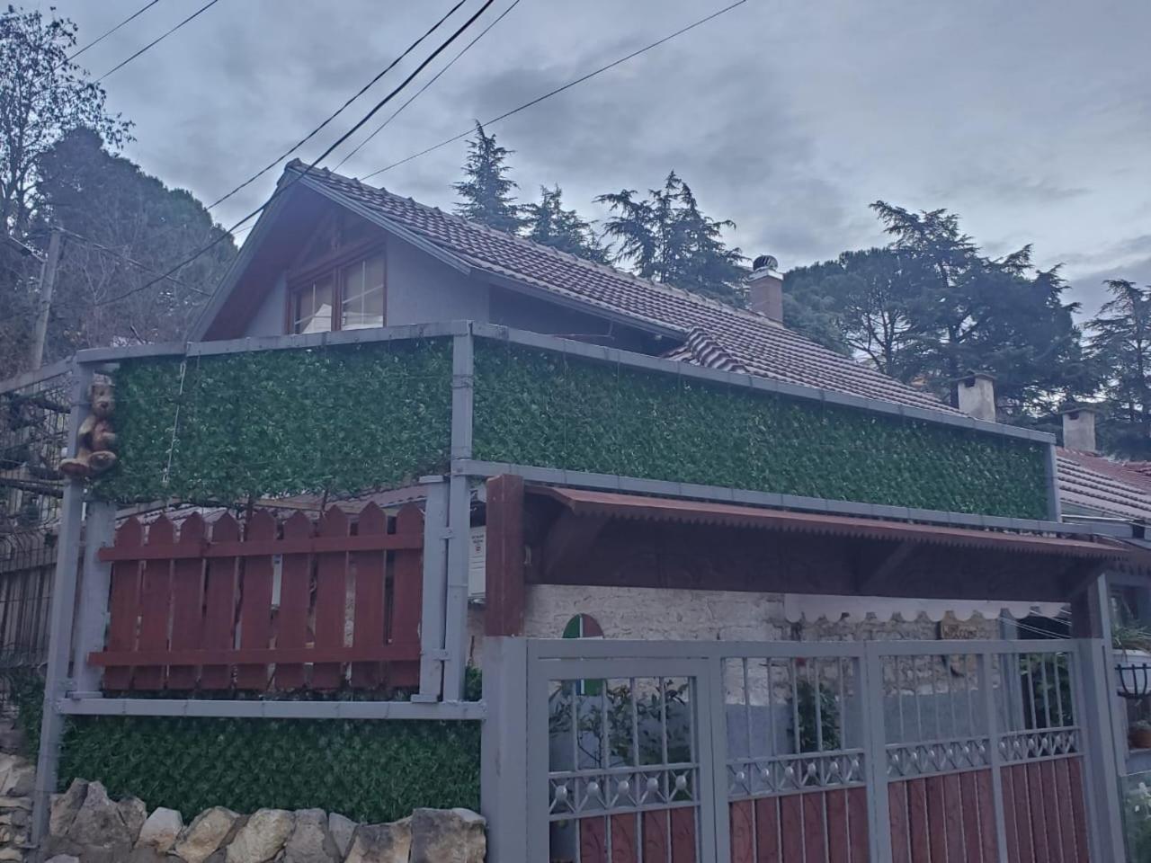 Aria Guesthouse Gjirokastër Exterior foto