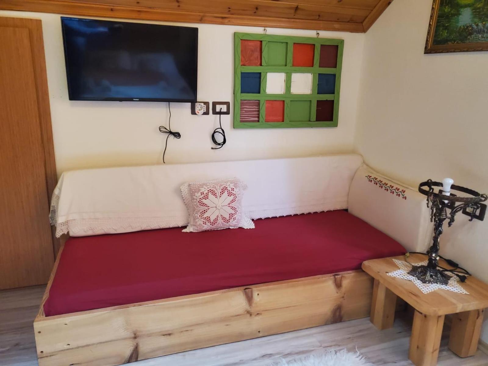 Aria Guesthouse Gjirokastër Exterior foto