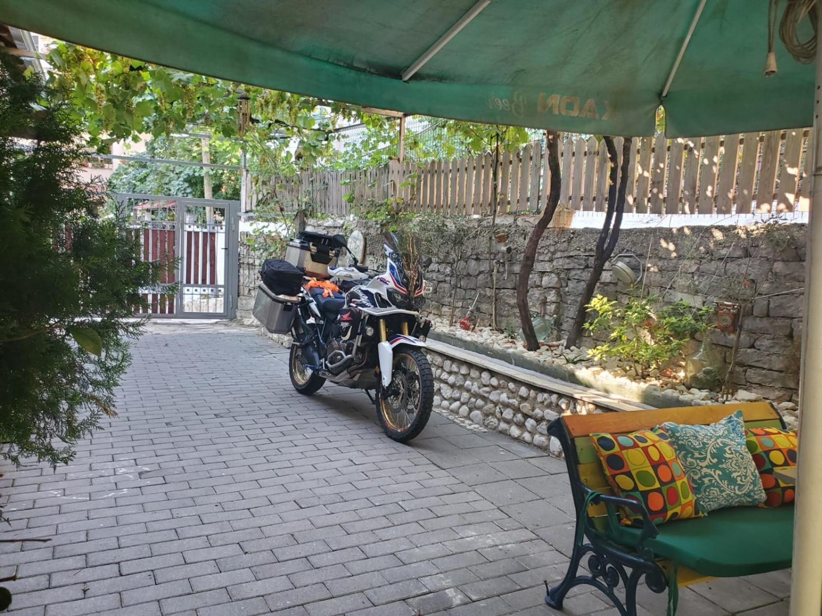 Aria Guesthouse Gjirokastër Exterior foto